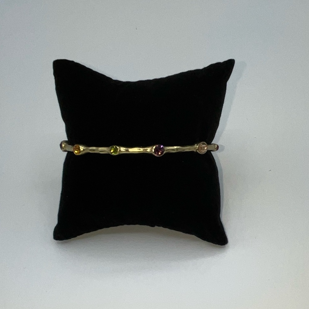 18k Gemstone Bangle - Picture 4 of 12